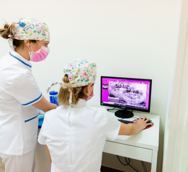 estudio implante dental clinica dental zafra guadalupe martinez robustillo